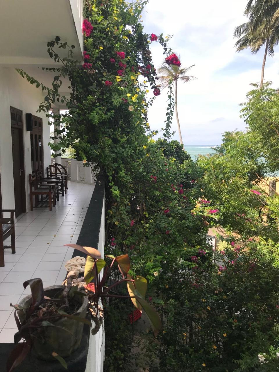 Unawatuna Beach Bungalow - Exterior foto